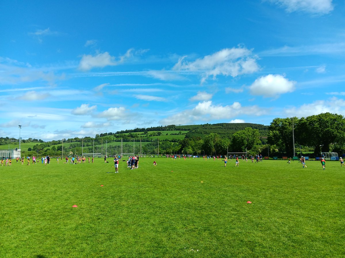 WaterfordGAACG's tweet photo. @OfficialCorkGAA @tippgamesdev @LKCoachingGames @wexgaacoaching @SETUGAAWD @RebelOg_ @CorkGdc_Cob @CorkGDC_SeanG @paudieobrien @DeiseUnderage @CnamB_Waterford @GoGamesGAA @midcountygda @joeydoherty2 @conormulhall @triciagaa @deisedreamer 👍💯🌞👏🏑⚪️🔵⚪️🔵 #DèiseÒg #WaterfordGAA #GoGamesGAA #FUNAndEnjoyment #GiveRespectGetRespect #U10HurlingInTheSunshine #CrossProvincial #MunsterGAA #LeinsterGAA @gaaleinster @BlackwaterGAA @OylegateGAA https://t.co/PNIuYusl6I