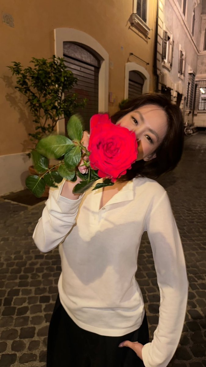 EMI THASORN OFFICIAL tweet media