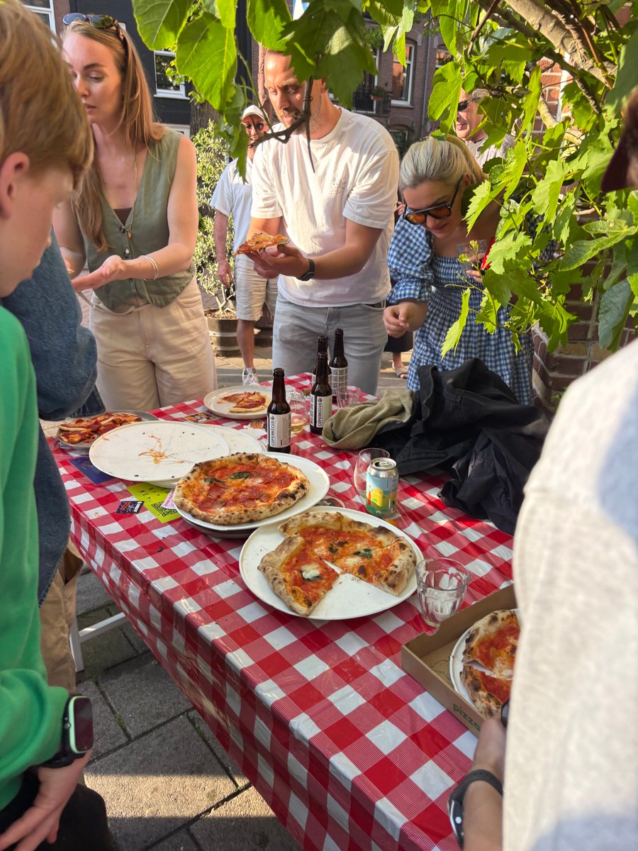 nft_plg's tweet photo. Thank you all for making this happen! 
#globalpizzaparty #amsterdam
@Pizza_DAO @copernicusbeer @aboutcircles  @FamilyDogecoin @krijnsoeteman @hyperstrike #sauvage_space and everyone else who helped make this possible. https://t.co/YpbfQBxZTl