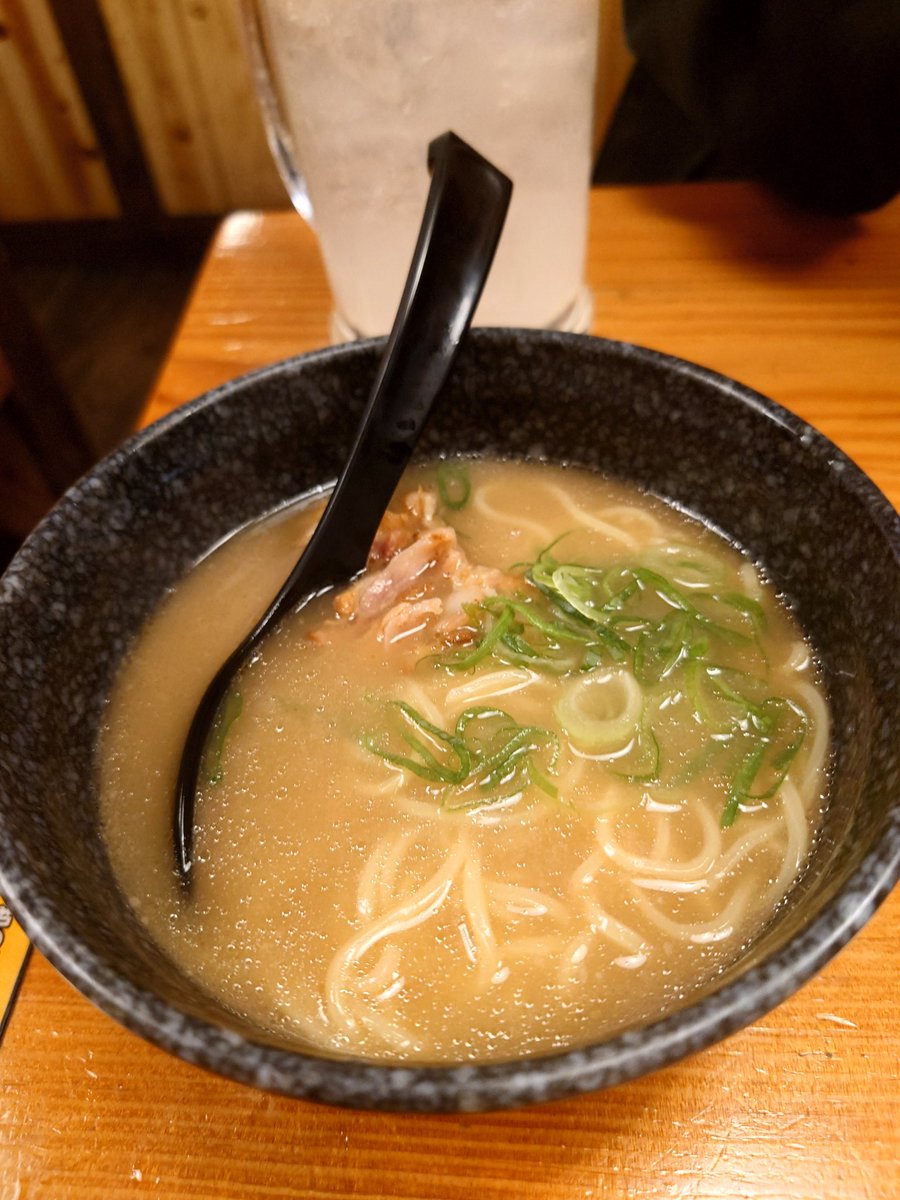 うり tweet media