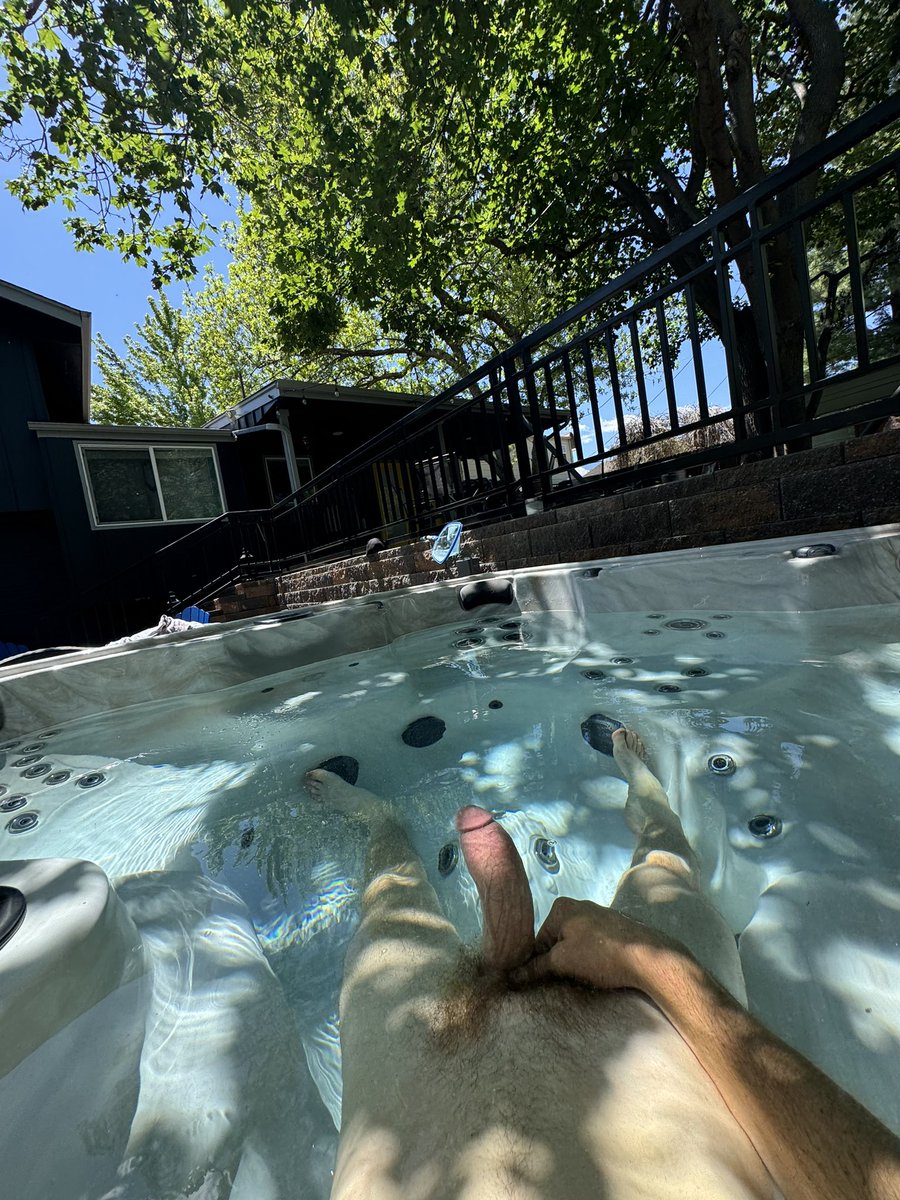 teepee_77's tweet photo. Why aren’t you in this hot tub with me? 😏

https://t.co/F2Iy0jFEs8 https://t.co/d3FoyomMTP