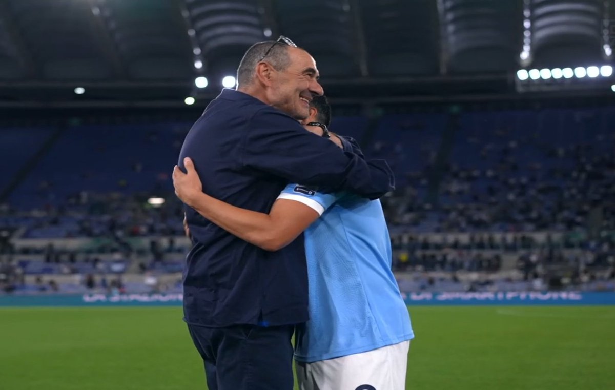 Max_883's tweet photo. È stato bello 
È stato un onore
È stato un orgoglio 

Sarete ricordati per sempre come i grandi uomini che avete dimostrato di essere.

#Pedro #Sarri https://t.co/zoUpJYWwMe