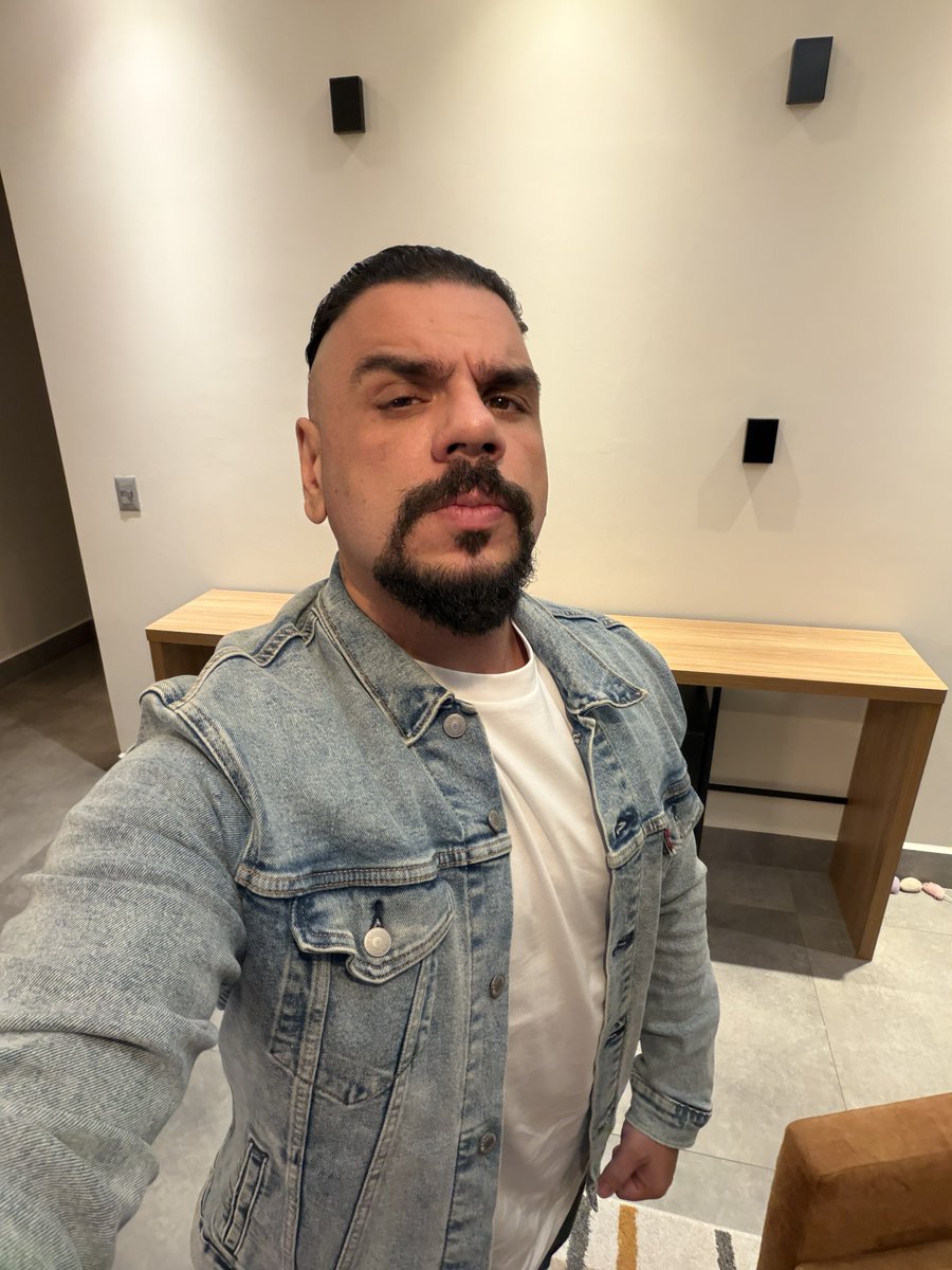 Fecoxa tweet media