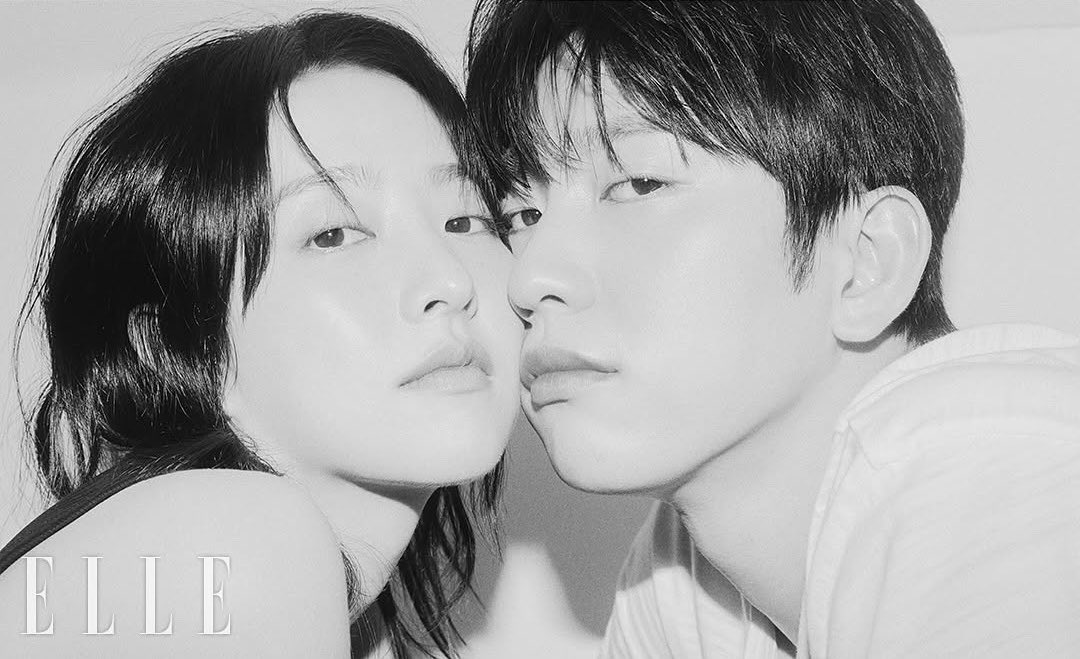everlovejy's tweet photo. happy first anniversary our unwritten seoul 💌 https://t.co/hm339OXbZn