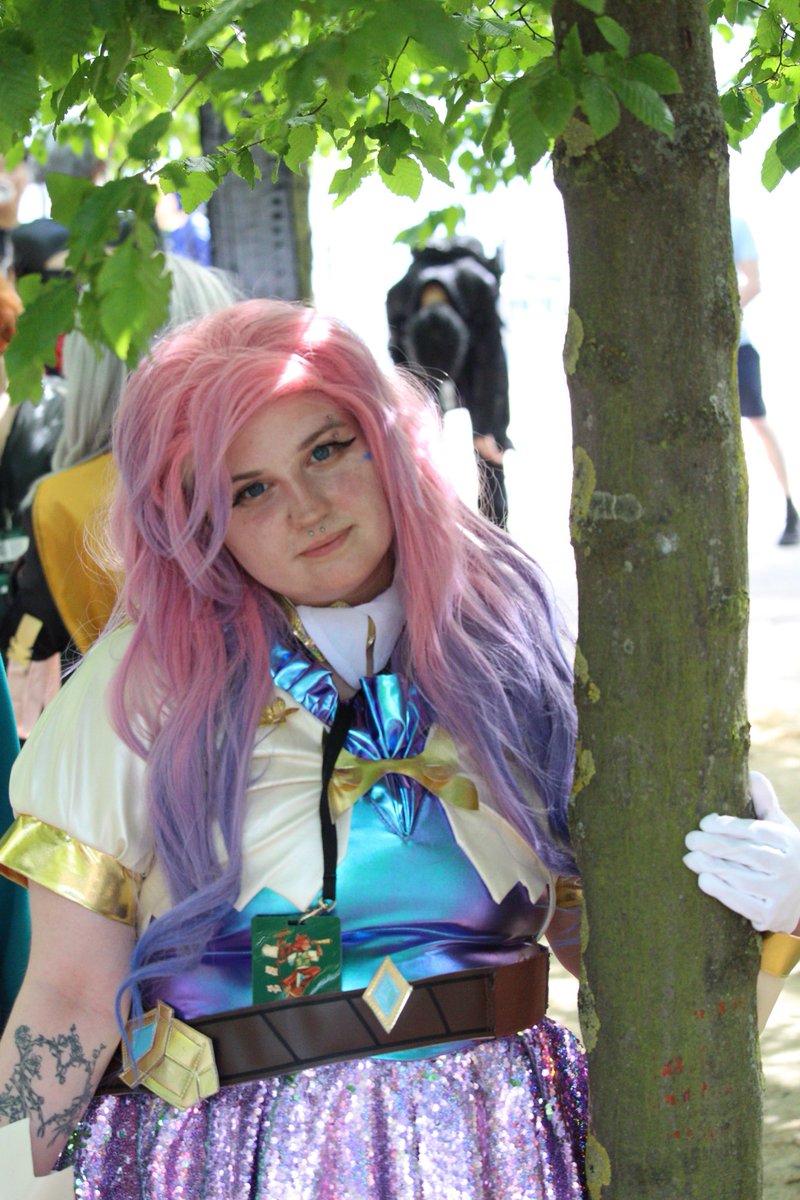 Utowoz's tweet photo. mcm london @Jellymiiilk https://t.co/rH9y17U6u0