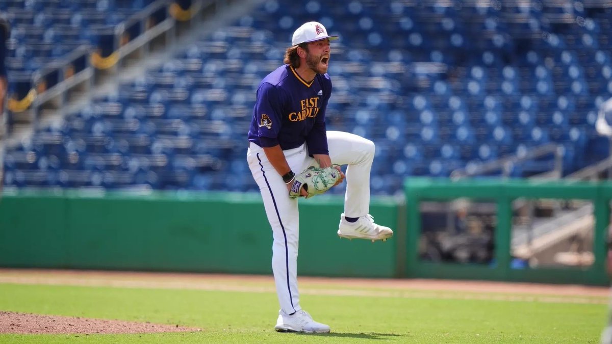d1baseball's tweet photo. D1Baseball May 23 Last Four In

61. @ECUBaseball
62. @UKBaseball
63. @NCStateBaseball
64. @Pitt_BASE

🔗 https://t.co/OZDzDNiHNP https://t.co/wtaq1CVy0o