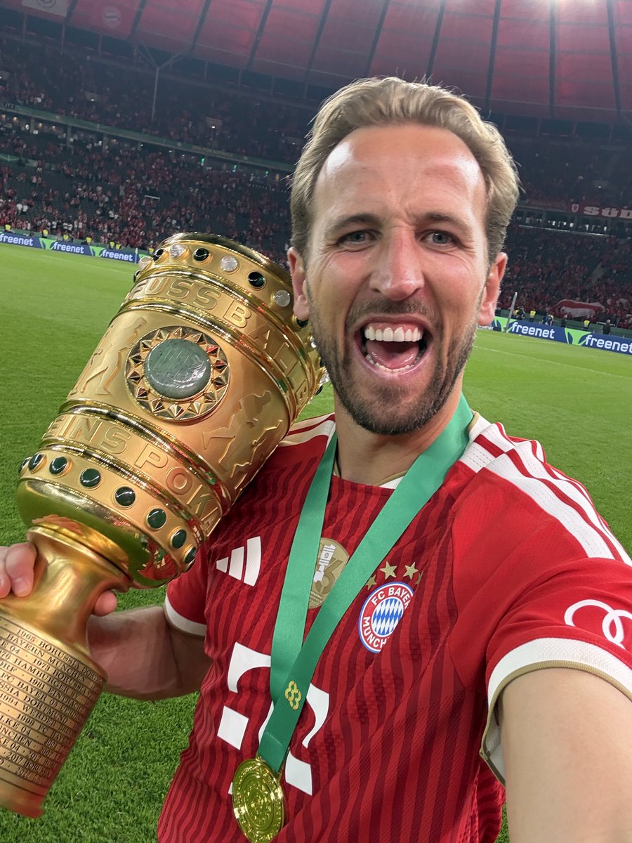 FC Bayern tweet media