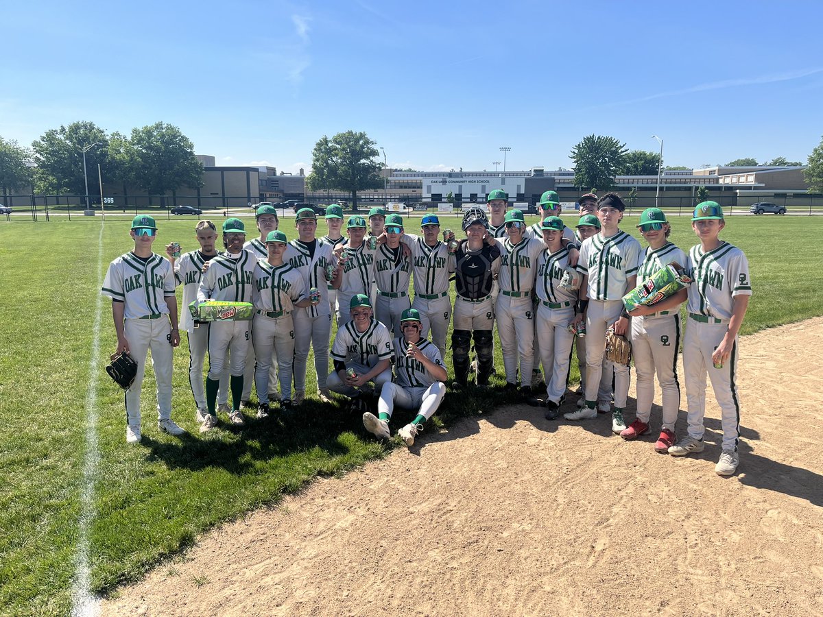 OLSpartansBsb's tweet photo. OL 7, DLS 5. Spartans (25-10) win on senior day! Hamza Abdelfattah got the win and Evan Thacker earned the save. Big RBI from Jack Dempsey and Justin Canvin (2-2, 3R) led the offense. #olchspride https://t.co/gypH7VmPpV