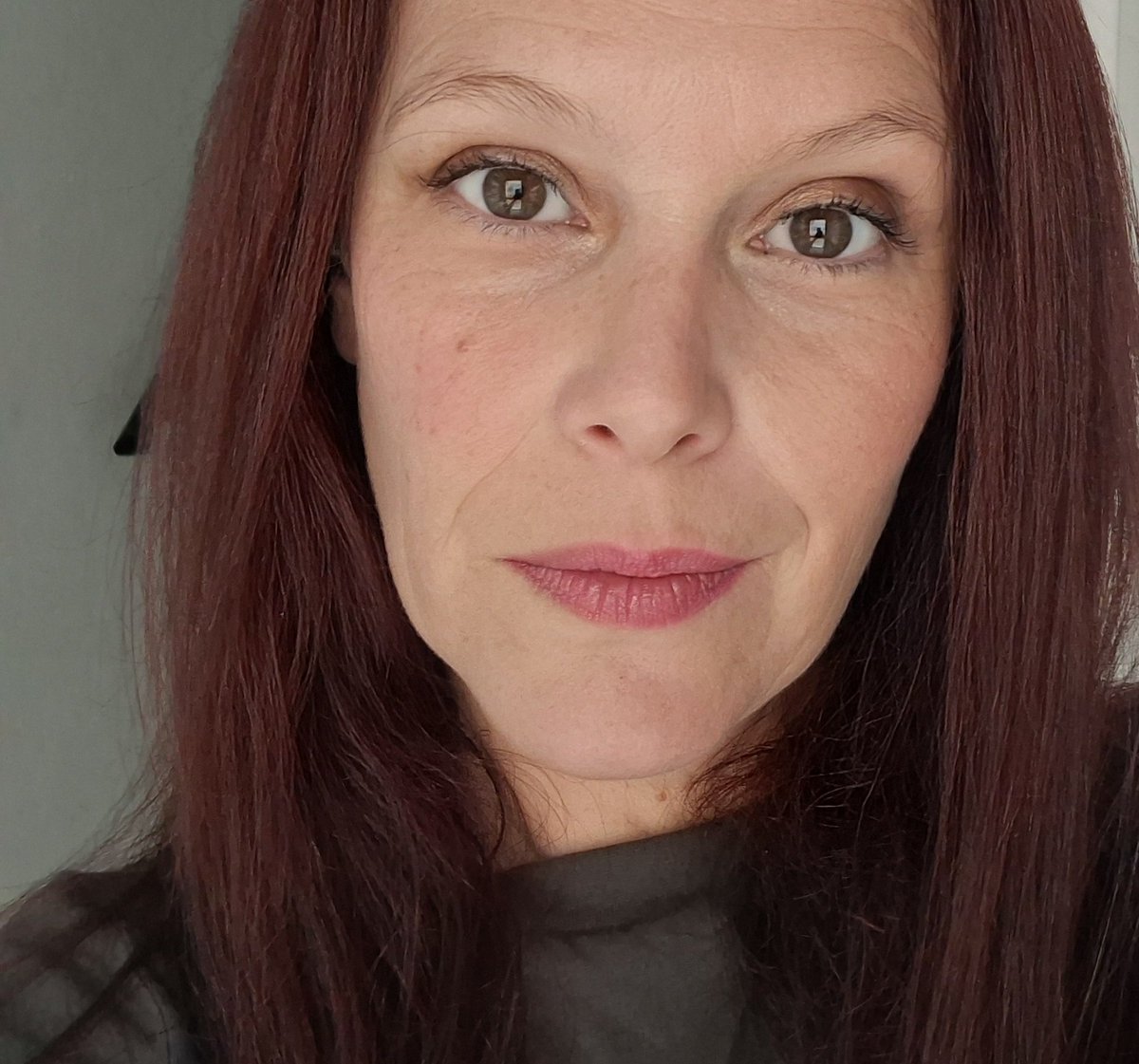NuriaAlvarezDa1's tweet photo. Cuando estoy a punto de rendirme,  mi lado fuerte y oscuro me susurra ... 
Los demonios no nos rendimos.#Bruji https://t.co/cln5nrPaGu