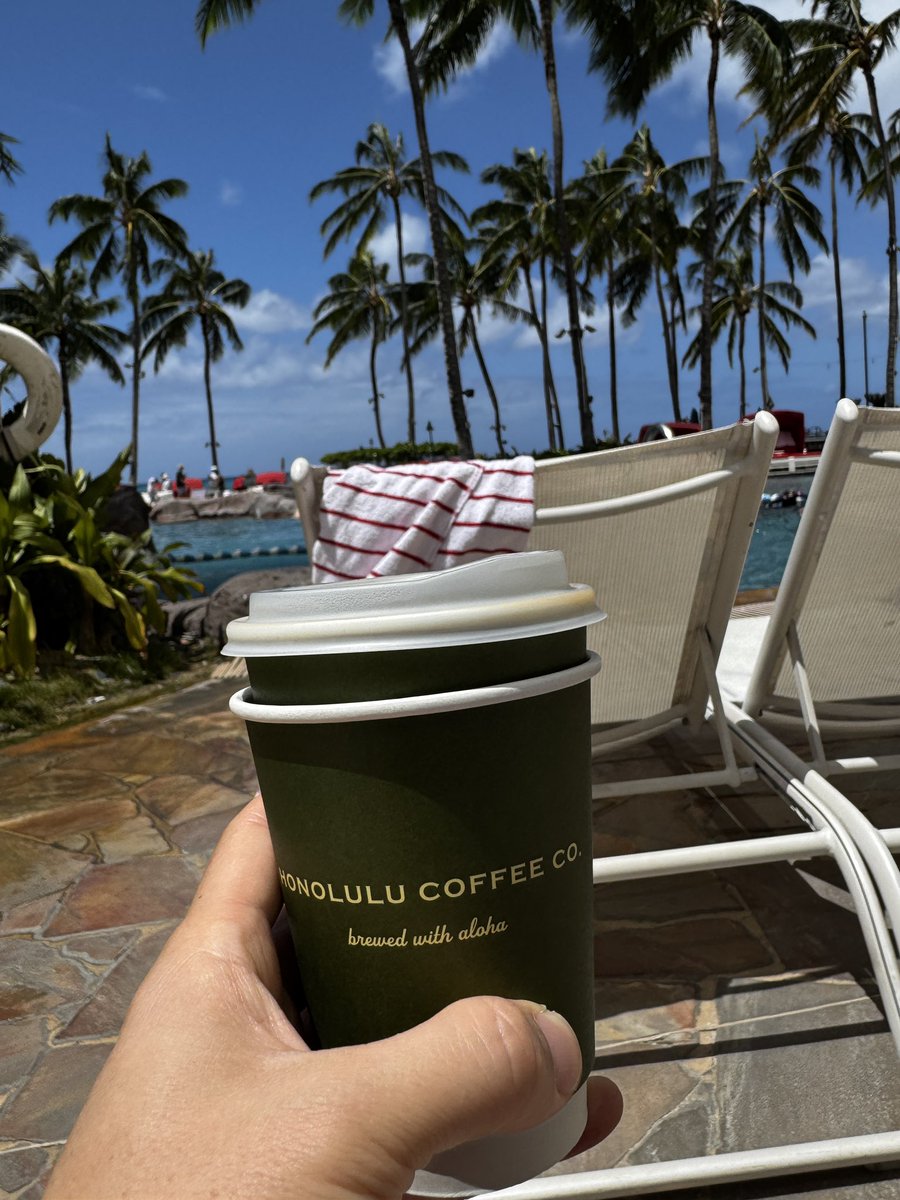 hyukang's tweet photo. Kona coffee https://t.co/dSfW75Dca4