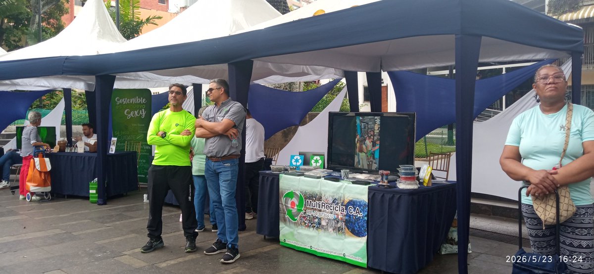 ecorina's tweet photo. En la #3RFest de @AmbienteChacao @bncbanco_ y otras 13 organizaciones... #ejemplos de las actividades que impulsan la #economiacircular en #Venezuela.
#Modaecológica
#HospitaldePeluches #Artesanias @Eco_Oleos_Ve
@ecopracticas @VE_SinEcocidio
@ecopoliticave @JuventudXClima https://t.co/c4srDzWVkk