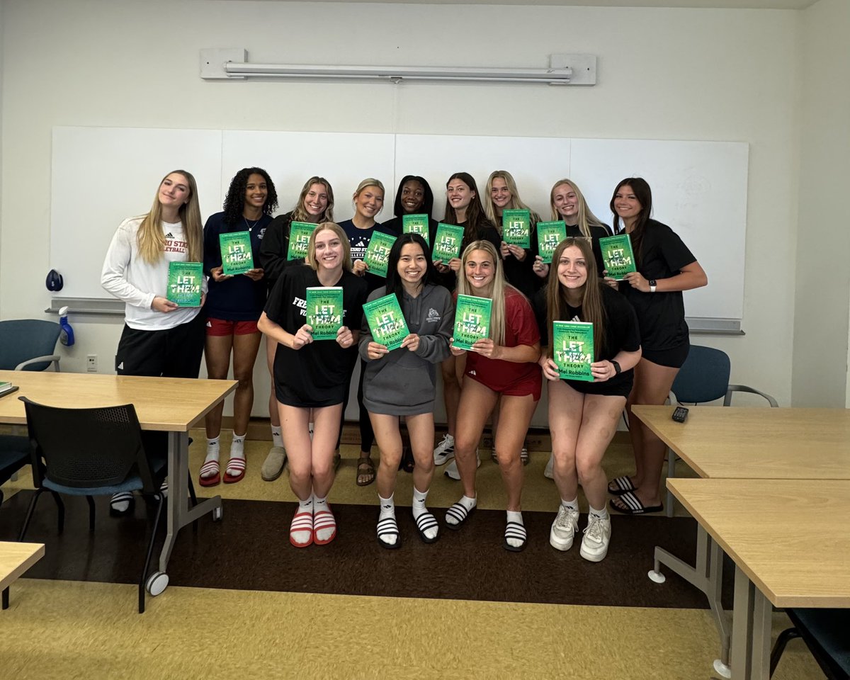 FresnoStateVB's tweet photo. Closing out our spring book club with The Let Them Theory 📚

Thank you to Mel Robbins and her team for the signed copies for our team‼️ 

@melrobbins https://t.co/ms6jRlXdxA