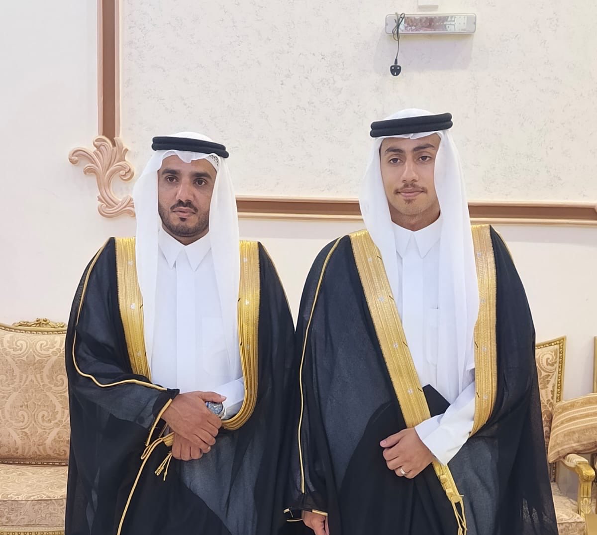 Alhuthifa_'s tweet photo. احتفل الأستاذ إبراهيم بن حسين بن علي الحذيفي مساء اليوم (السبت) بحفل زفاف إبنته على الشاب موسى بن عبدالله بن هجاد الزهراني بقصر السلام بنمرة - محافظة العرضيات
وسط حضور كبير من الأهل والأقارب والأصدقاء 
بارك الله لهما وبارك عليهما وجمع بينهما في خير https://t.co/NyZ6f4B6vl