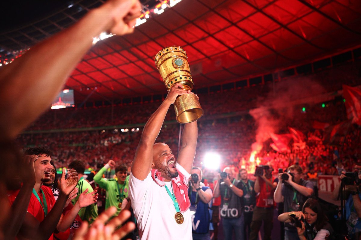 lolli_floo's tweet photo. FC Bayern Pictures that Go hard 🥶

#fcbayern #dfbpokal https://t.co/SS6iAfGEzJ