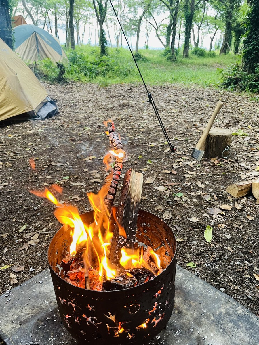 ken0758FE's tweet photo. 湖畔キャンプ🏕️心地いい波音✨ https://t.co/LPb2utzhqp