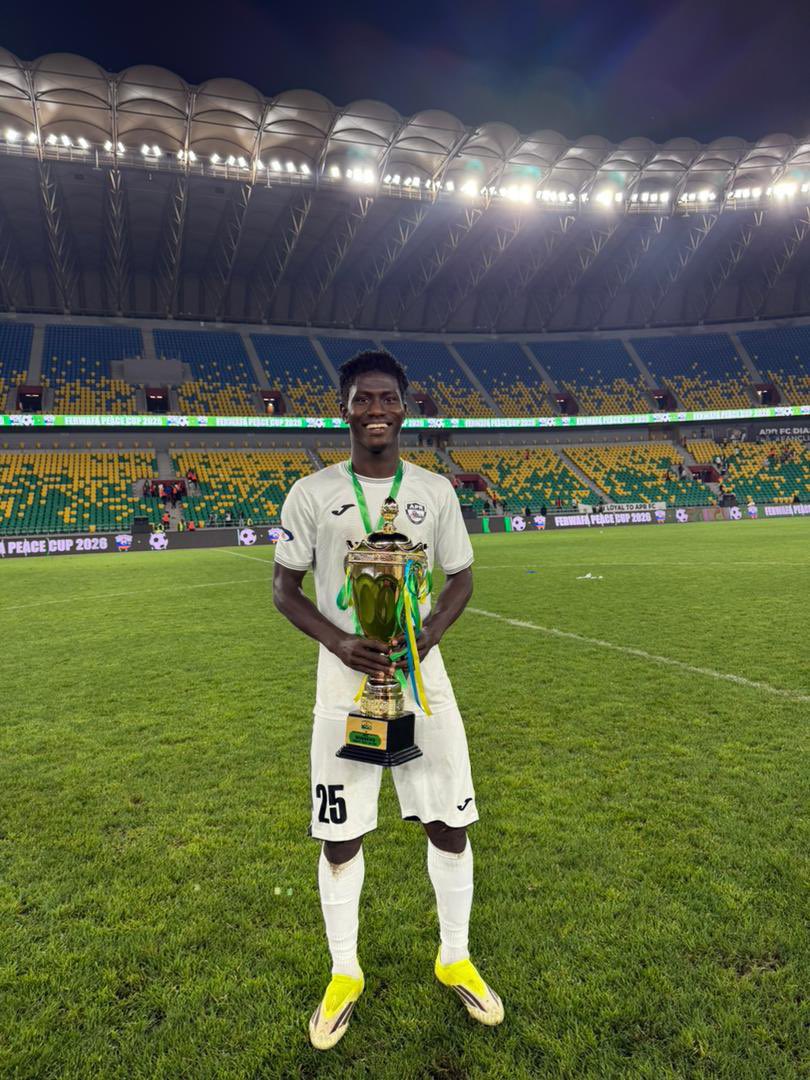 YussifDauda28's tweet photo. Alhamdulillah for another trophy 🏆 🎉🎊. https://t.co/0QZSNiscdq
