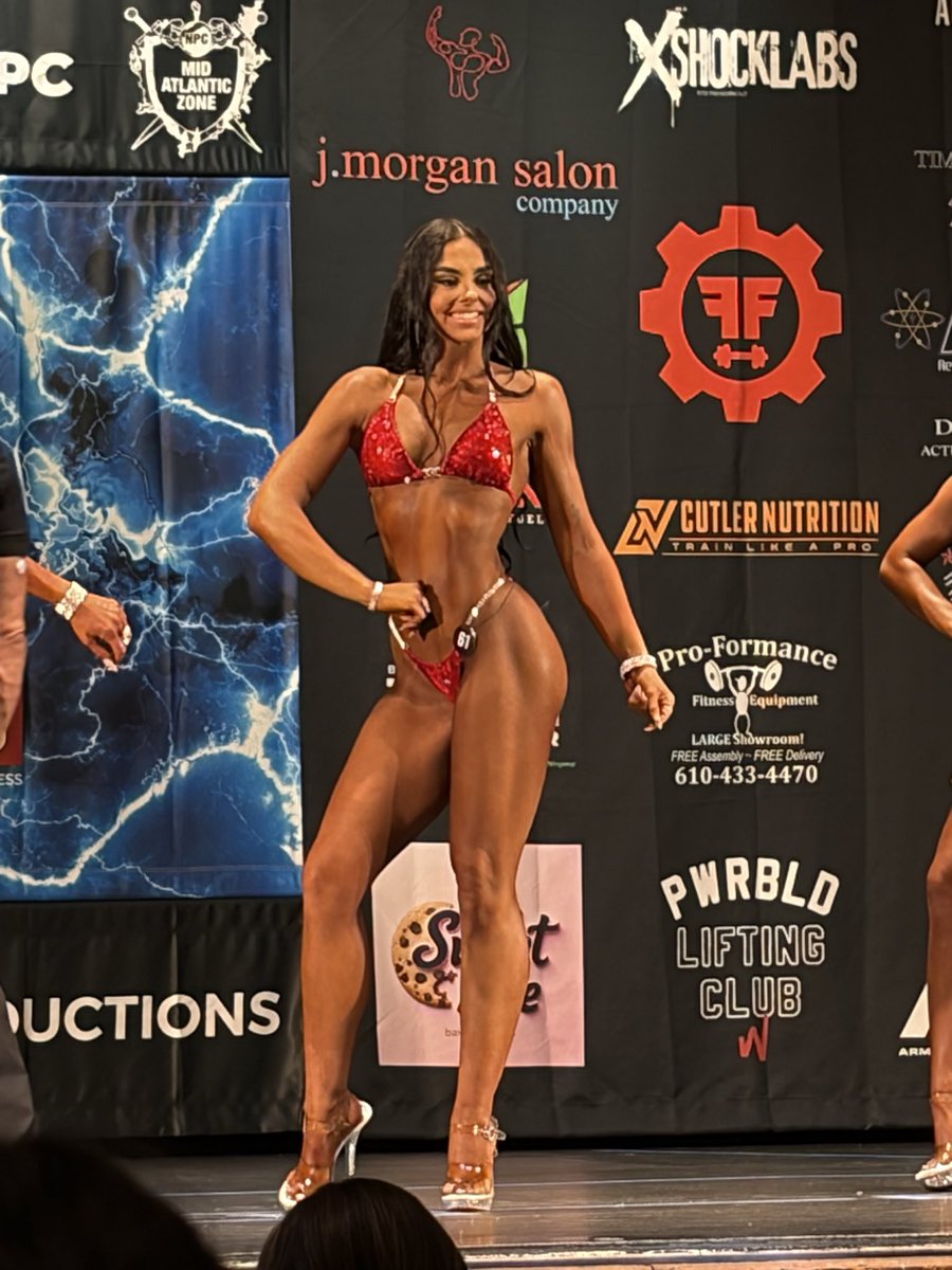 PoetPhilly's tweet photo. My daughter. Her first bodybuilding competition! Killing it! https://t.co/ZNzFxvDWdU