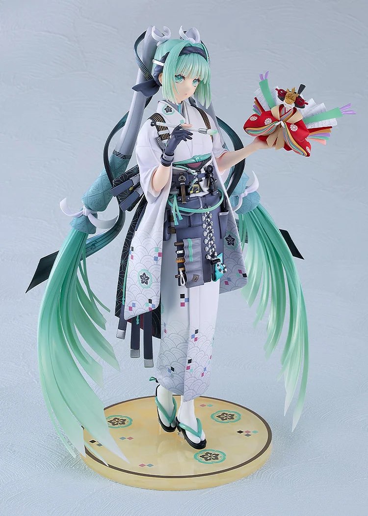 Hatsune Miku (Smile x Future Ver.) is available to preorder