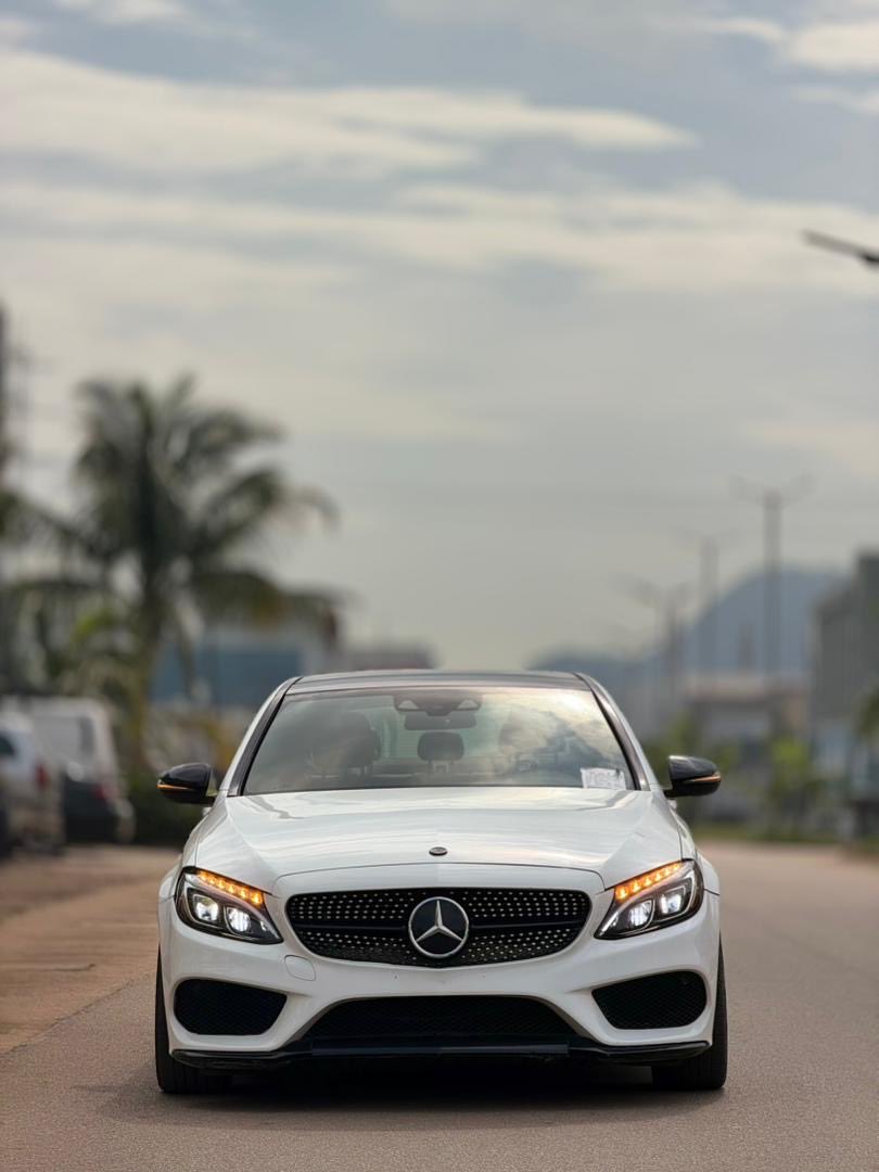 ____A_Y9's tweet photo. 💥MERCEDES BENZ C450 💥➖➖➖➖➖➖➖➖➖💥
🛣️ Model: 2016
🛣️ Price💥: ₦33M
🛣️ Location: Abuja 🇳🇬 
🛣️Duty: Fully Paid
🛣️Status: FOREIGN USED 
☎️📞 08169094505

🛣️ 🇳🇬Nationwide Delivery https://t.co/yh0ygTU3hv