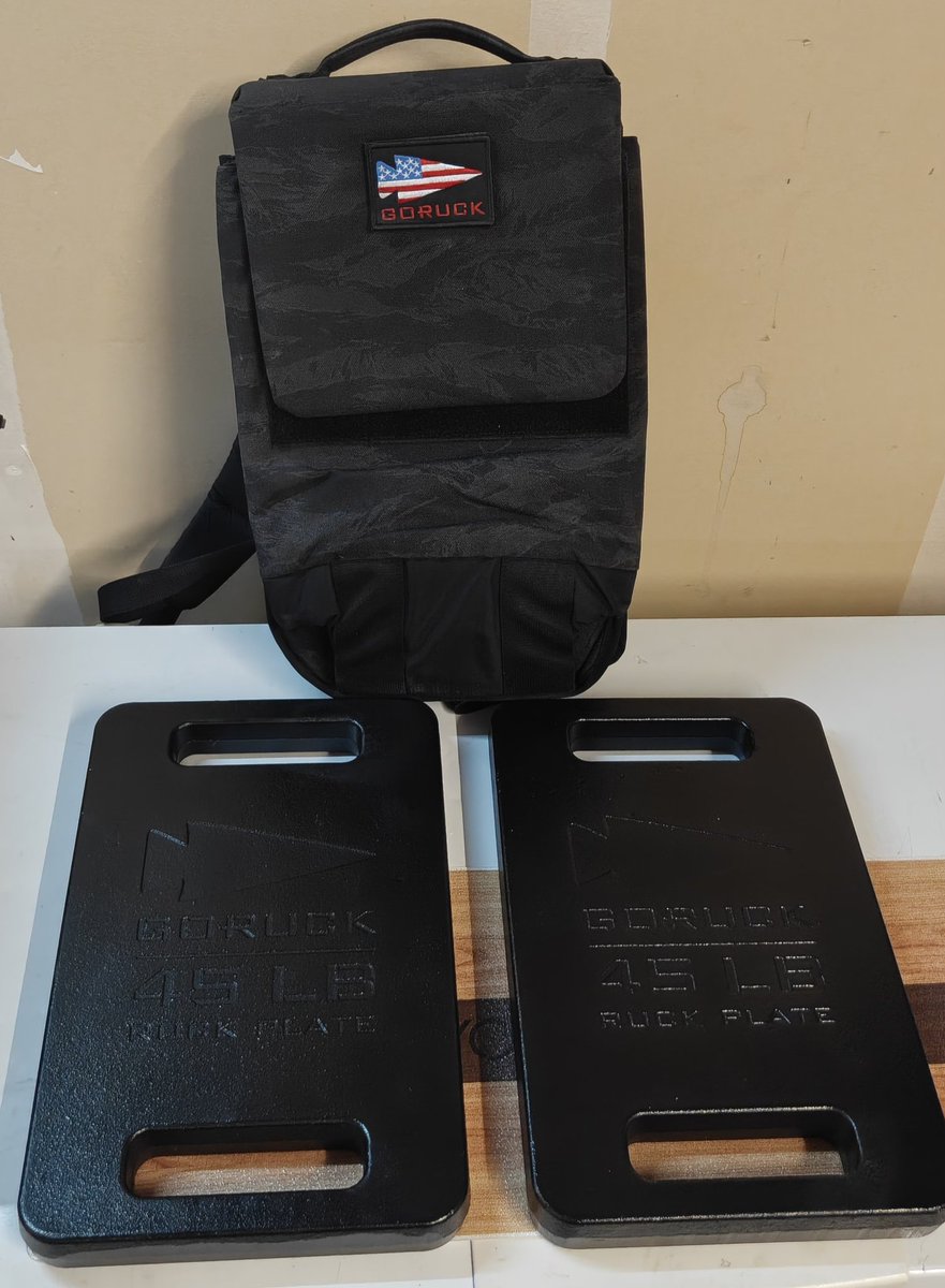 RGAonEarth's tweet photo. Dual 45# plates in BamBam today with my red/white/blue patch for Memorial Day.
#Goruck
#wehackhealth https://t.co/zc3MO6SBiy