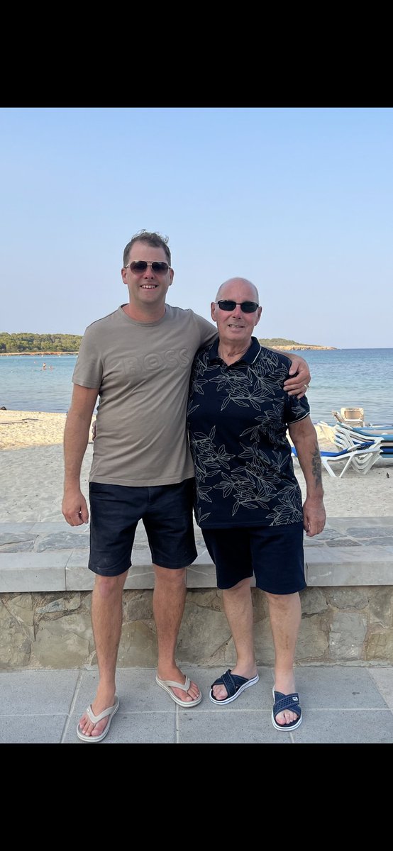 MarcCollo_11's tweet photo. Bitter sweet week  . Getting champ league final tickets on standby list  on Friday followed by my father in law passing away only a few hours later who was big Gooner who  I had my ST with . Winning the league thinking my father in law and my close pal Gaz not here to witness it https://t.co/FbUOSxtvL0