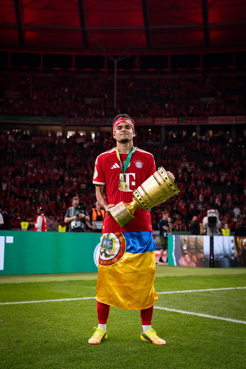 FC Bayern tweet media