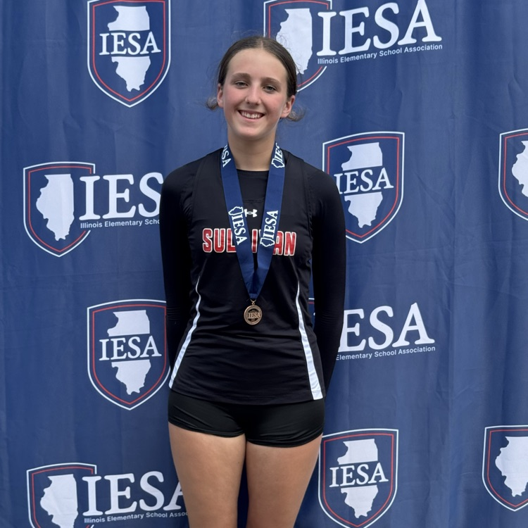 RedskinsAD's tweet photo. Congratulations to Avery Florey who ties for 4th place and earns medal honors in the High Jump today at the IESA State Track Meet! Avery jumped 1.45m (4-9.00)! Way to go, Avery! #OneTribe https://t.co/tkfBqtfr45