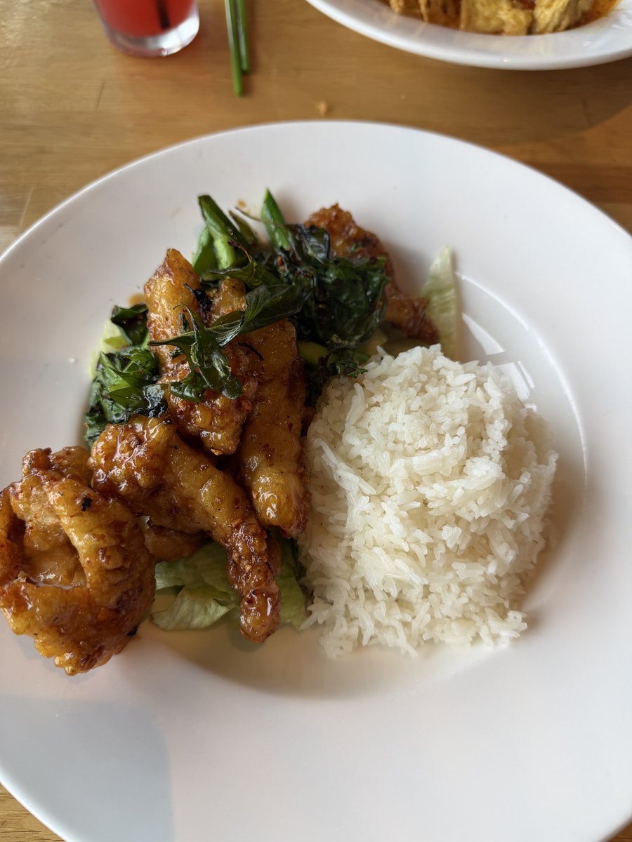 loath1y's tweet photo. lunch from wednesday 🐟 #foodtwt https://t.co/iWBG2s3smj