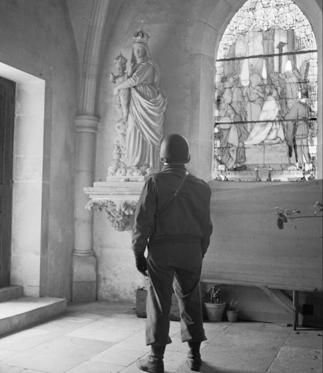 Catholic Life tweet media