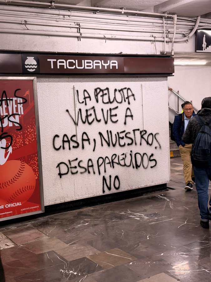 HectorA13447233's tweet photo. @Arouet_V @Claudiashein @audelinomacario @UNAM_MX @IPN_MX #QuePoca #NarcoPresirvientaEspuriaClaudia alias @Claudiashein, y nada de pobre de la #huichamaTrevi alias @LuisaAlcalde que lo disfrute así lo busco, pobres los jubilados, los niños con cáncer, las madres buscadoras, desaparecid@s y tod@s mexic@s sin justicia ... https://t.co/Sx7n4MK7EE