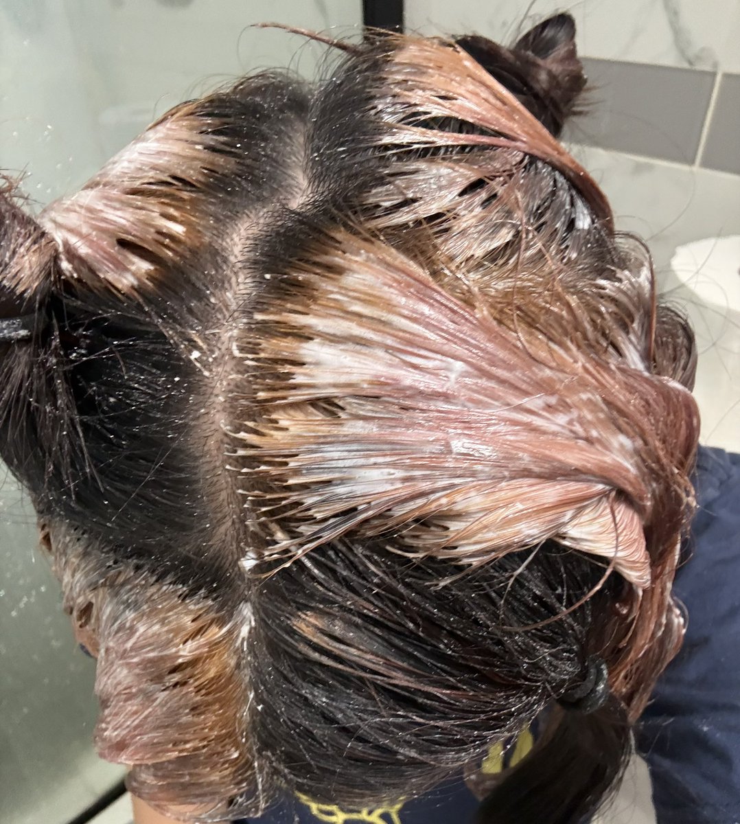oughbit's tweet photo. if i had a professional hairstylist they would hate my ass https://t.co/1I1PkBGUFC
