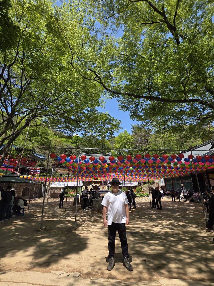 bongrim's tweet photo. 5.24 불기 2570년 '부처님 오신 날'입니다.

"마음은 평안으로, 세상은 화합으로"봉축하며 부처님의 가피가 온누리에 가득하기를 기원합니다. https://t.co/ATkMPlDQK1