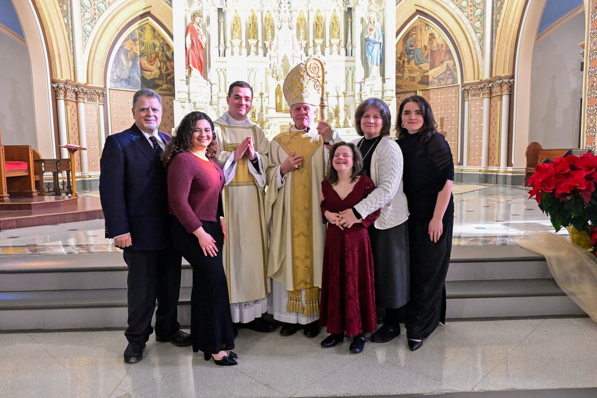 CatholicNH tweet media