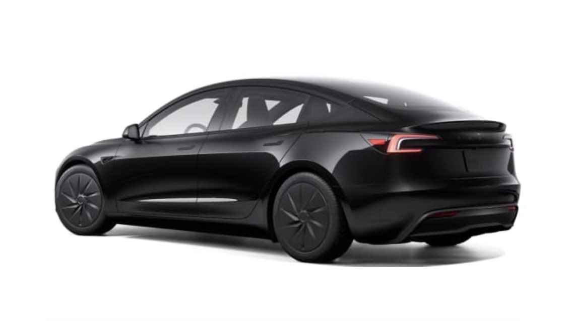 RealRusty's tweet photo. Ich bin heute 980 km auf deutscher Autobahn gefahren und habe viele Teslas gesehen. Ich muss sagen, der Model 3 Highland hat bei Weitem den schönsten Hintern von allen ☺️ https://t.co/CaBD8IhMcf