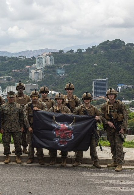 EmmaRincon's tweet photo. Los efectivos militares estadounidenses hoy en Caracas: https://t.co/5KdBJcL2Y7
