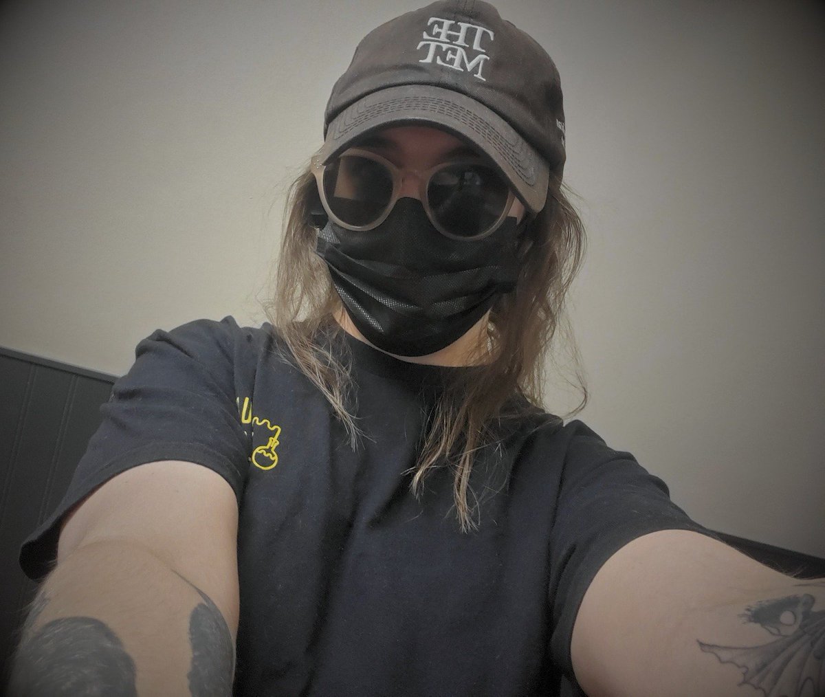 Goth Mommy tweet media