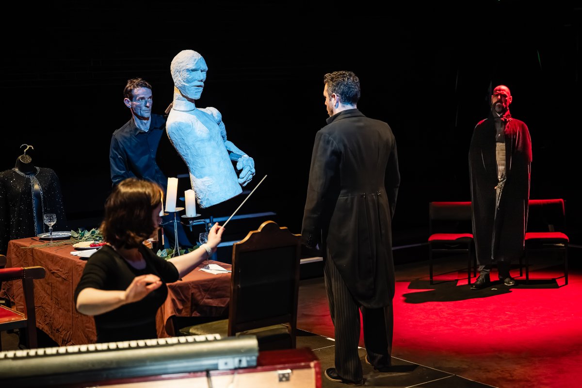 Ensemble_OrQ's tweet photo. Huge congratulations to Beth Fitzpatrick for winning the 2025-6 Fringe Theatre Awards for Opera (Music) - conducting our ★★★★ Don Giovanni production @arcolatheatre #Grimeborn. 👏

Find out more about her: https://t.co/9TE9dF5rC9

🏆 https://t.co/ITNtr6L7zS

📷 Julian Guidera https://t.co/cy3806exGG