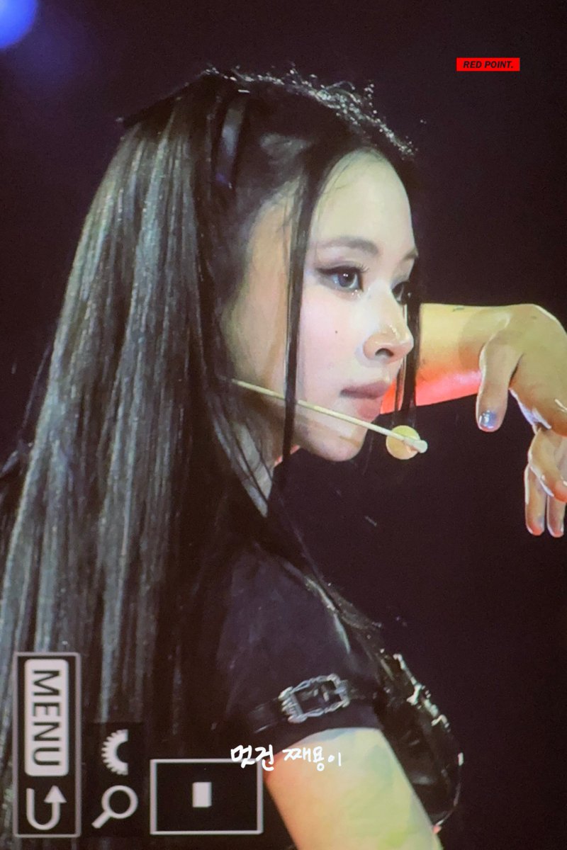 REDPOINT423's tweet photo. 260523 THIS IS FOR in BERLIN

내 조각상✨

#채영 #CHAEYOUNG #チェヨン #손채영 #TWICE https://t.co/Ymh63Xvlyx