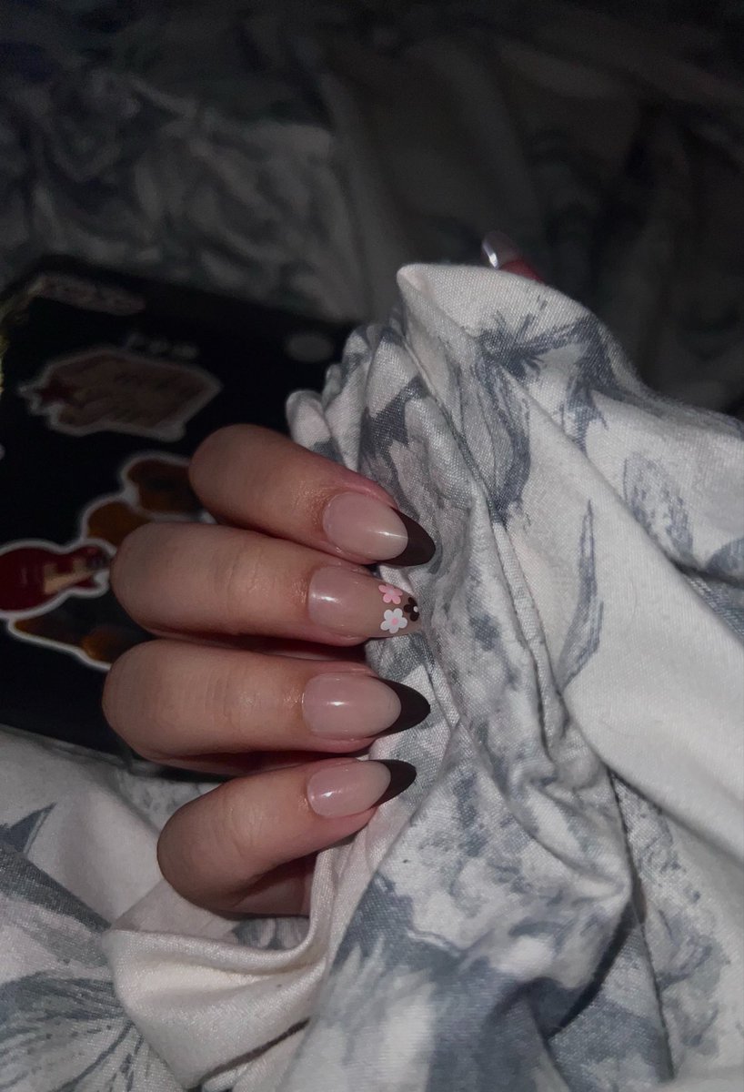 variousjackie's tweet photo. back scratches would prob hit rn https://t.co/NwwvDxcSIN