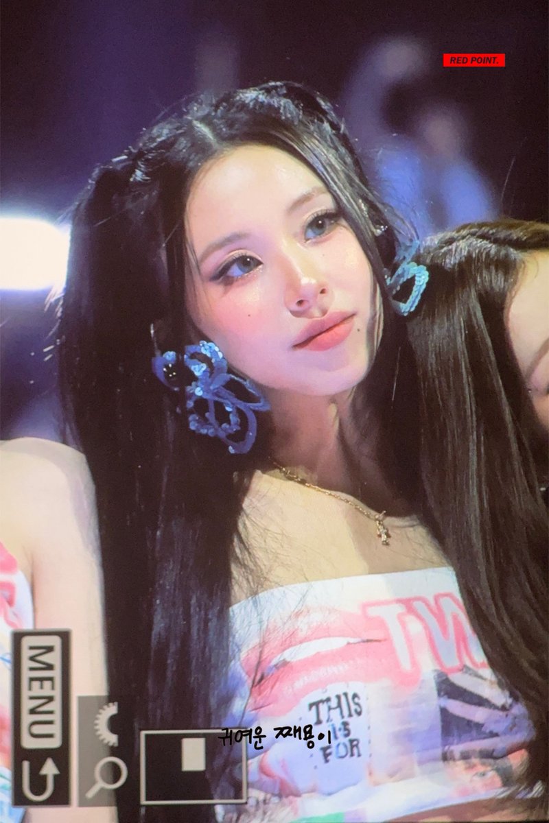 voyd0423's tweet photo. She is gorgeous!! https://t.co/pHMM92ncqQ
