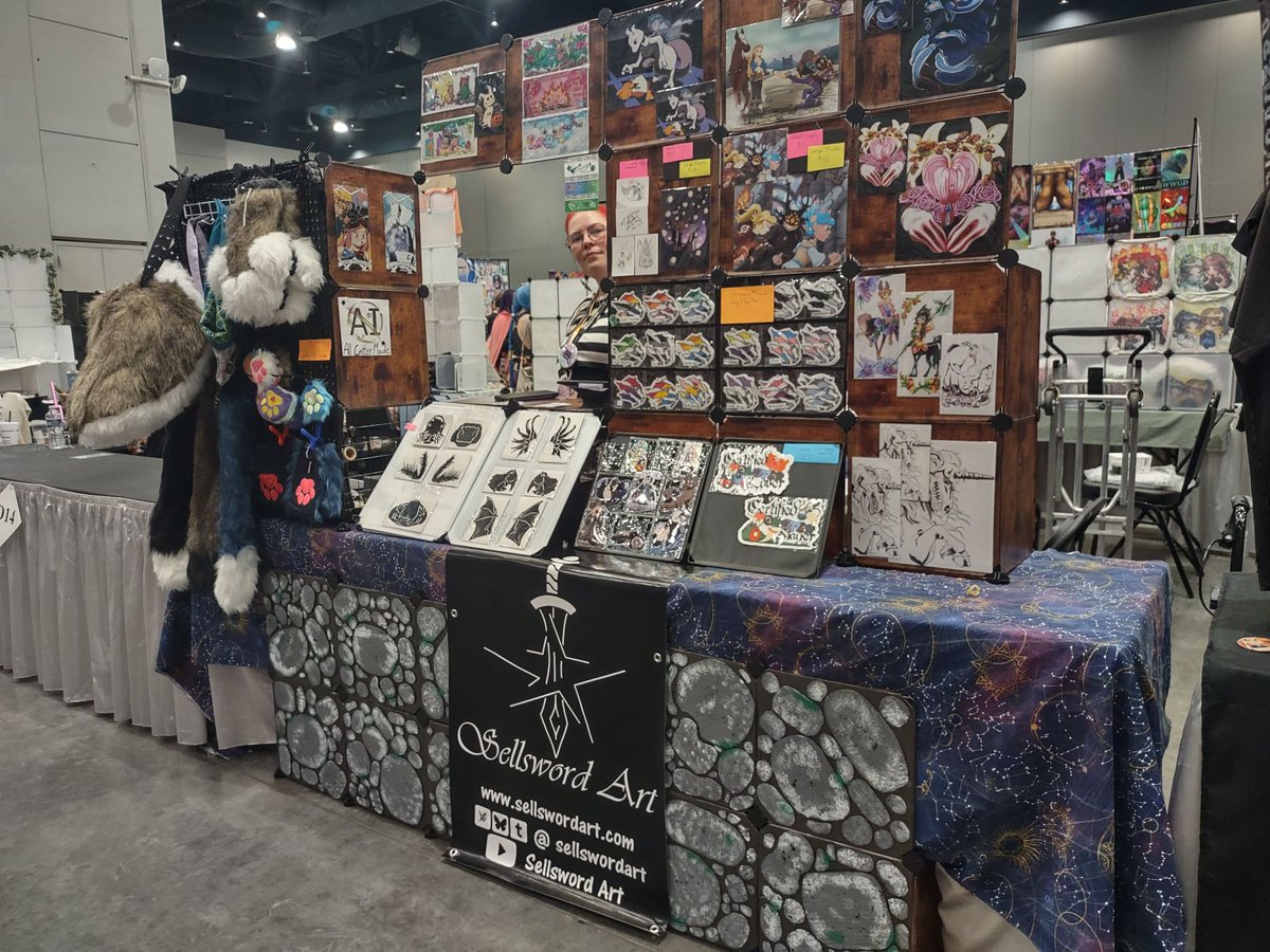 sellswordart's tweet photo. Surprise! We got in at Animazement! Please come say hi at D13!! https://t.co/pmgrtGPSSy