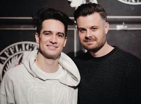 uuriesmiles's tweet photo. what😭😭😭ever😭😭 https://t.co/6PFBmqJyDj