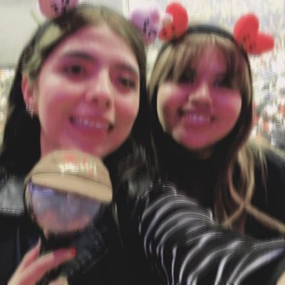 _ItzelEsquivel2's tweet photo. No me veo teniendo de Bestie a alguien más.

Siempre serás tú… 🥺🤍 https://t.co/nipB12pbJK