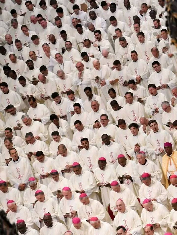 PaulOgbonnayaO1's tweet photo. Tomorrow the Catholic Church celebrates solemnity of Pentecost Sunday. The day the Holy Spirit that Jesus promised the  Apostles descended on them .It is also  the official birthday of the Church.  Tomorrow, the Easter season will also come to and End .

Prior to tomorrow's celebration, 
Catholics all over the world have been on 9 days Novena in preparation of the Pentecost. 
We are the most organized institution in the whole world because, Jesus Christ instituted the Catholic Church