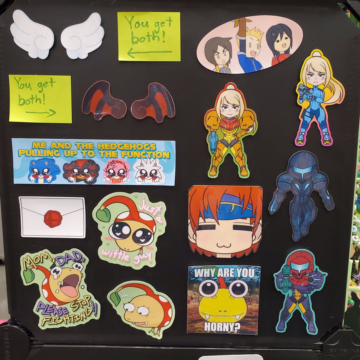 CloverPatchArt's tweet photo. Guess who forgot to post their day 2 pics of #animazement

Haha...ha...oopsie~

SO WITH THAT BEING THE CASE, let me highlight my stickers available!! 🍀💚
I'm a fan particularly of the "why are you horny" bulbmin sticker myself😏 https://t.co/2vxvwJg7my