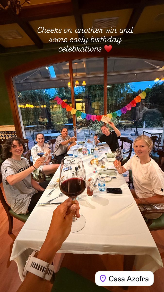 Arcalis1997's tweet photo. Elena Cecchini via Instagram Stories 🍷
#VueltaBurgos #Stage3 https://t.co/VJfHO3DYjE