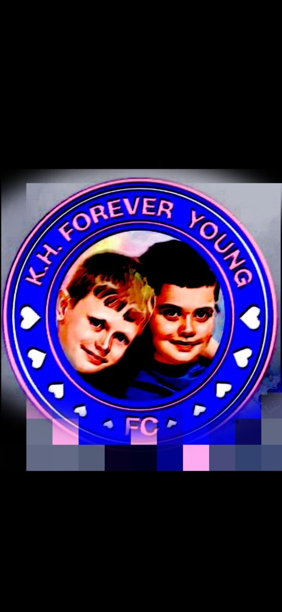 ChrisJenki18199's tweet photo. @cardiffcomb #CCFL Milsom Harriers Cup Semi-final π At Cardiff University Sports Camps π K&H Forever Young FC 3οΈβ£βͺοΈ0οΈβ£ @AfcRumney Final Score βοΈ https://t.co/Uoxl8c1jap