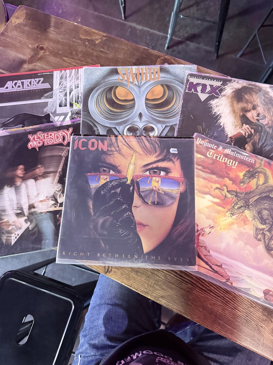 Hair Metal Messiah tweet media