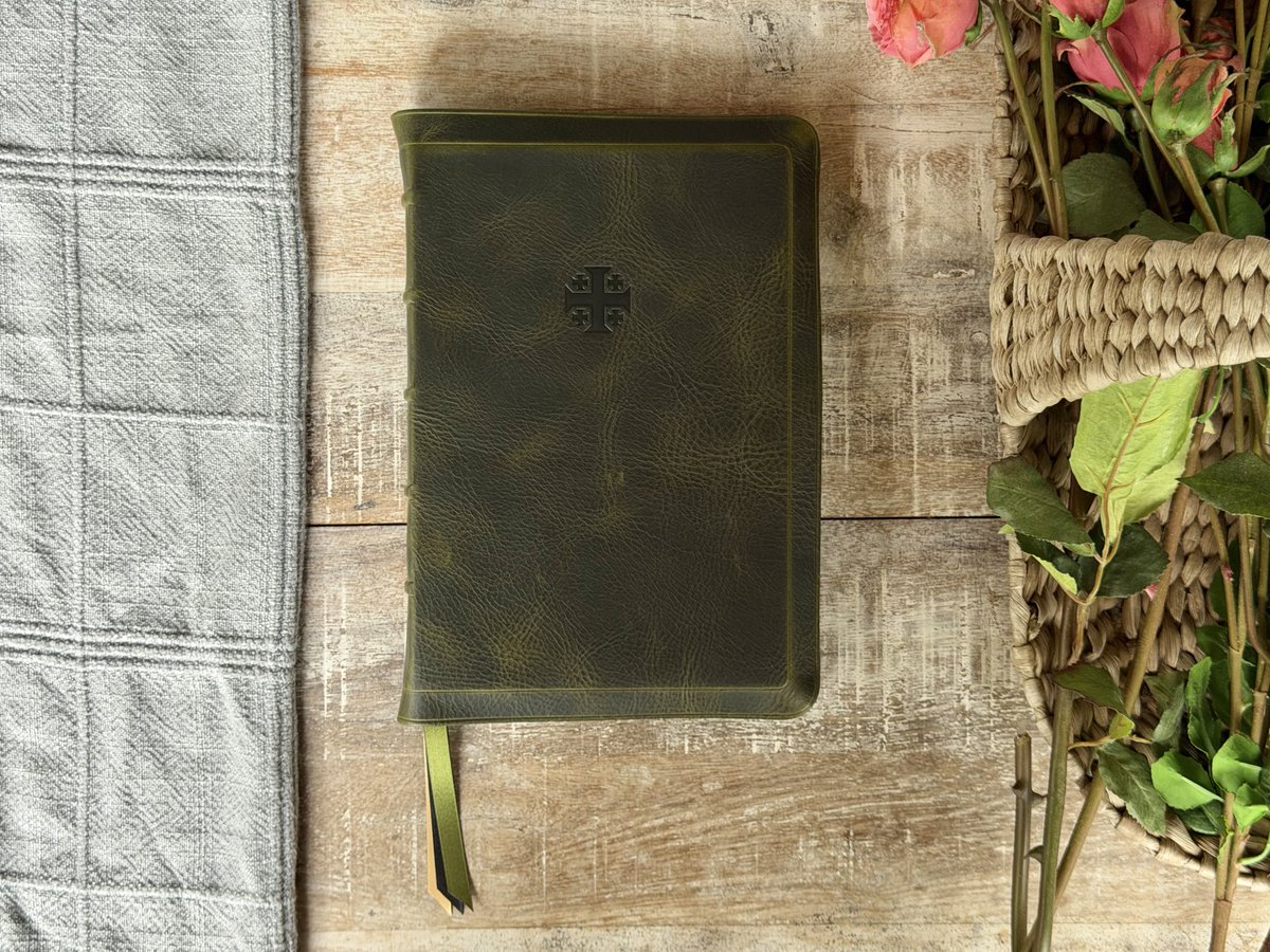 Rock Wall Bibles tweet media