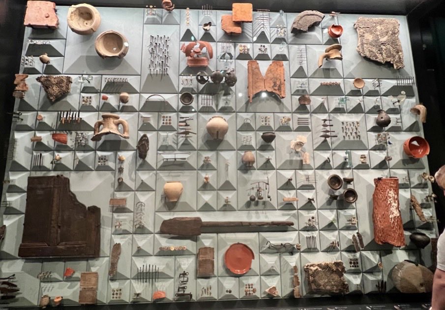 Smittycat11's tweet photo. @SimonElliott20 Finally got to visit ourselves a year or so ago. Very cool.  Also have their wall of artefacts super interesting. https://t.co/yhUYkJGt8a